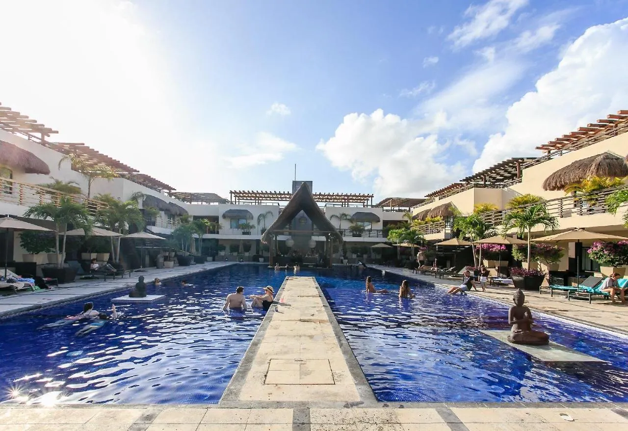 Apartment At 1110 Studio Perfect Getaway Close Mamitas Beach Playa del Carmen